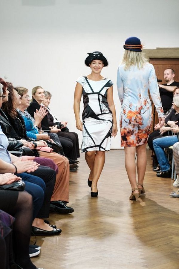 20191107212331-bb1bd3f3-la