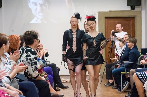 20170401173937-e47ee029-la