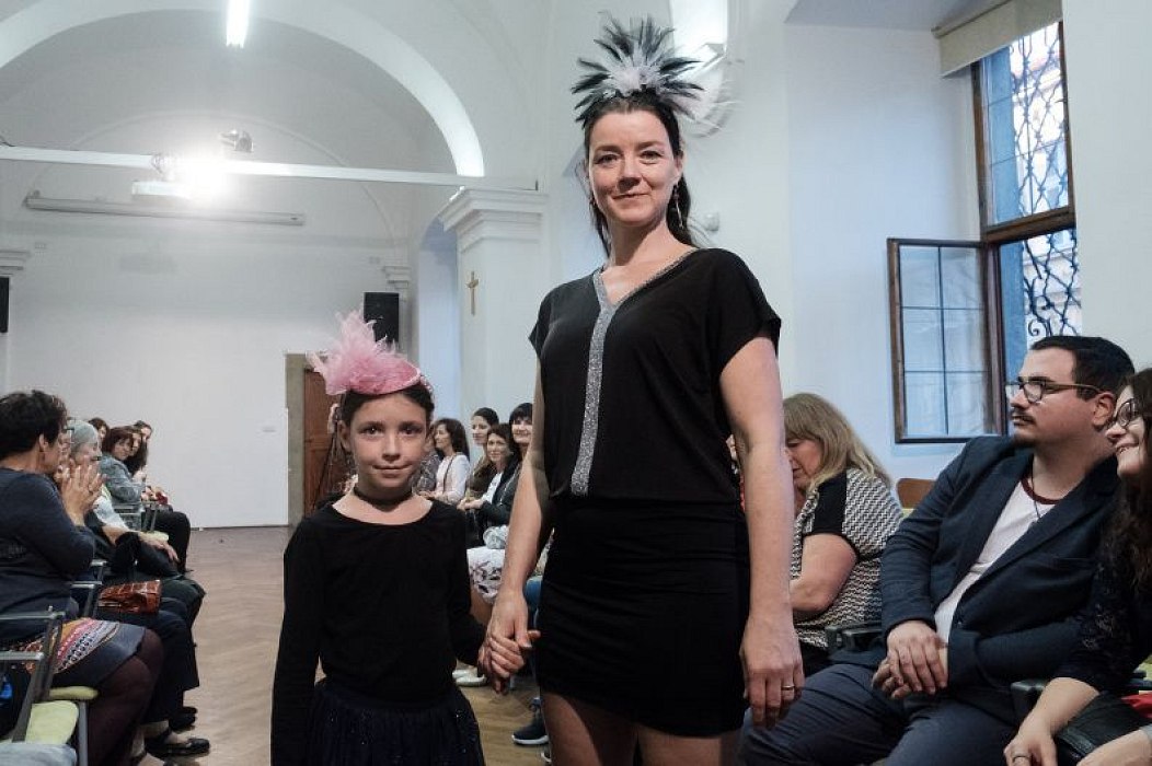 20181104182549-10bd6d44-me