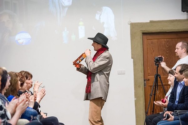 20170401173816-a135c51d-me