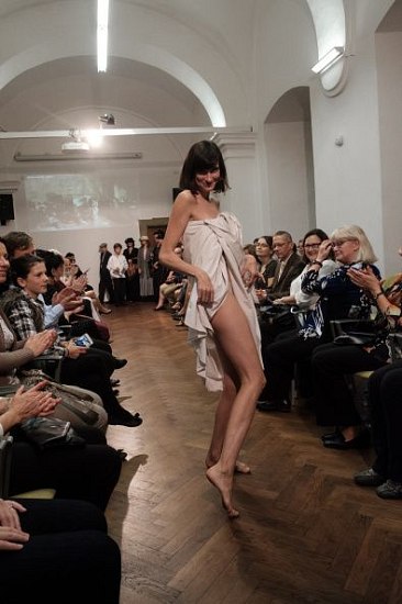 20181104164114-feebdc88-me