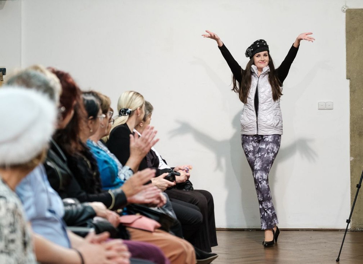 20191107212655-395038ca-la