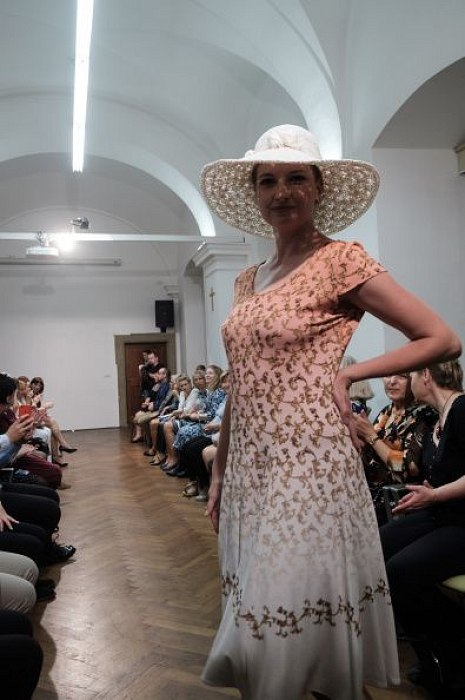 20181104163032-b6bcf0b4-me