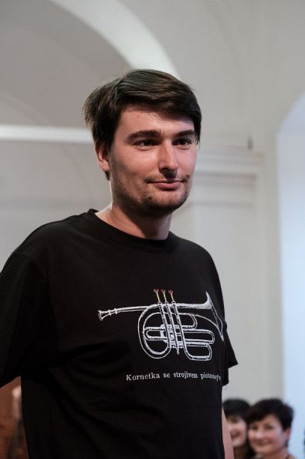 20181104174119-0e3675d6-me