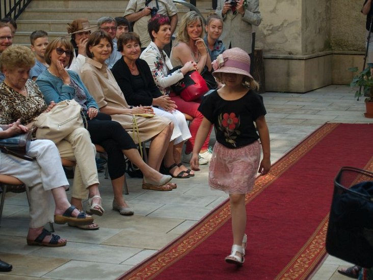 20170629215720-3ab9e439-me