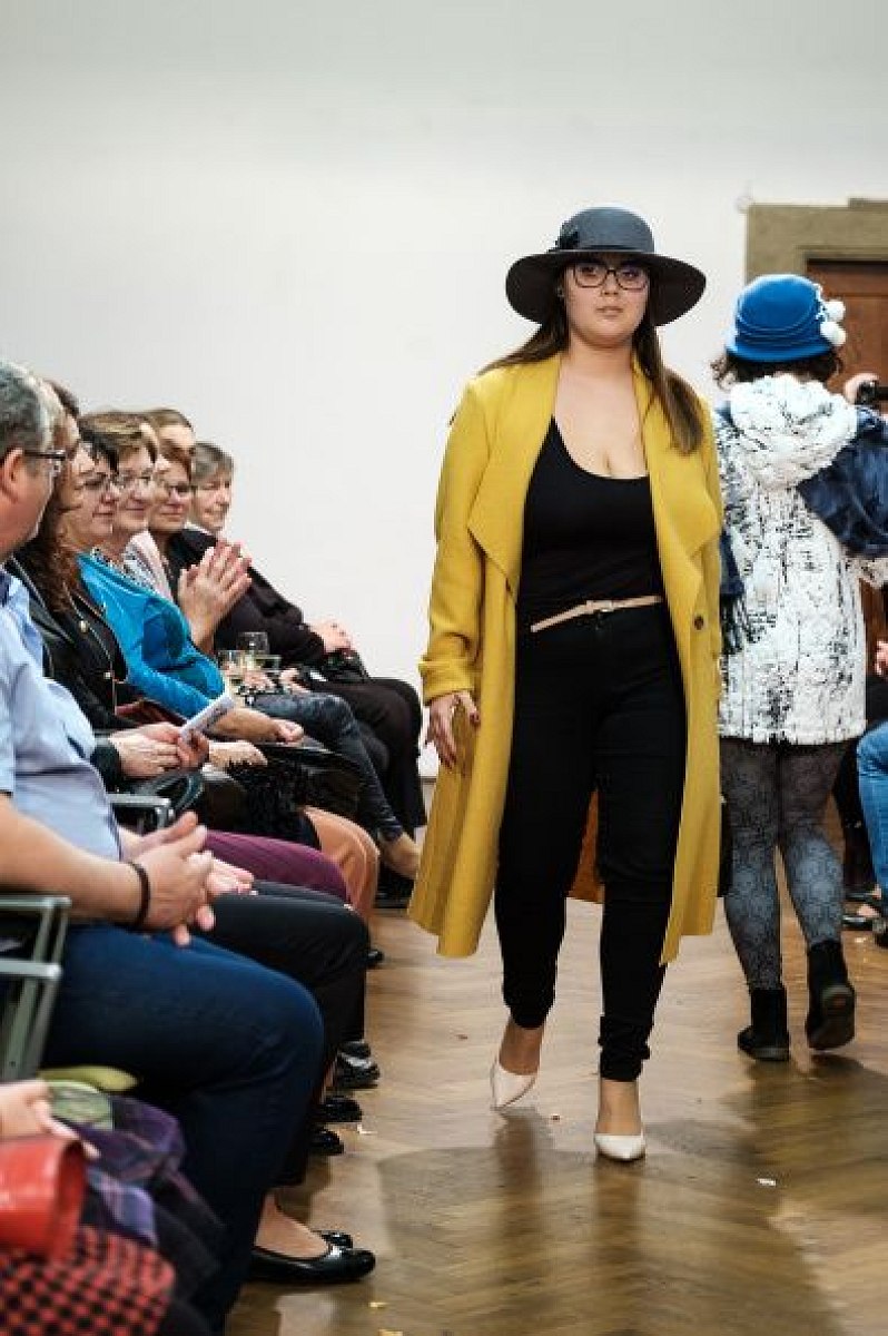 20191107215429-b233aba7-me