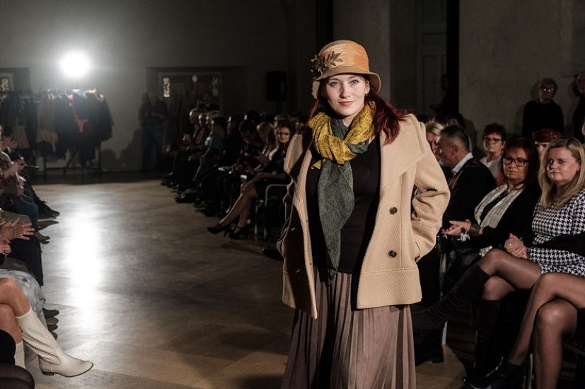 20181104200232-870b9059-me