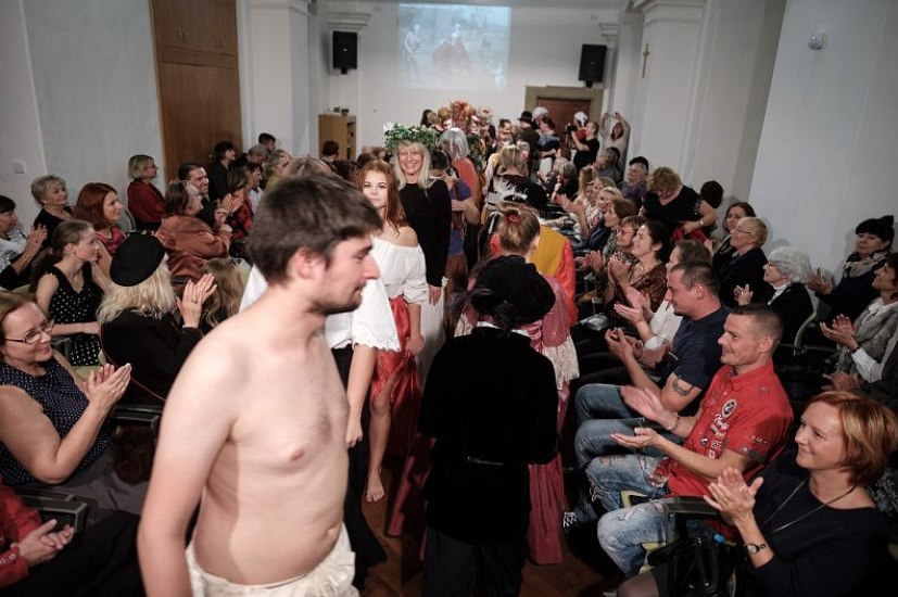 20191107224618-309fdb6e-me