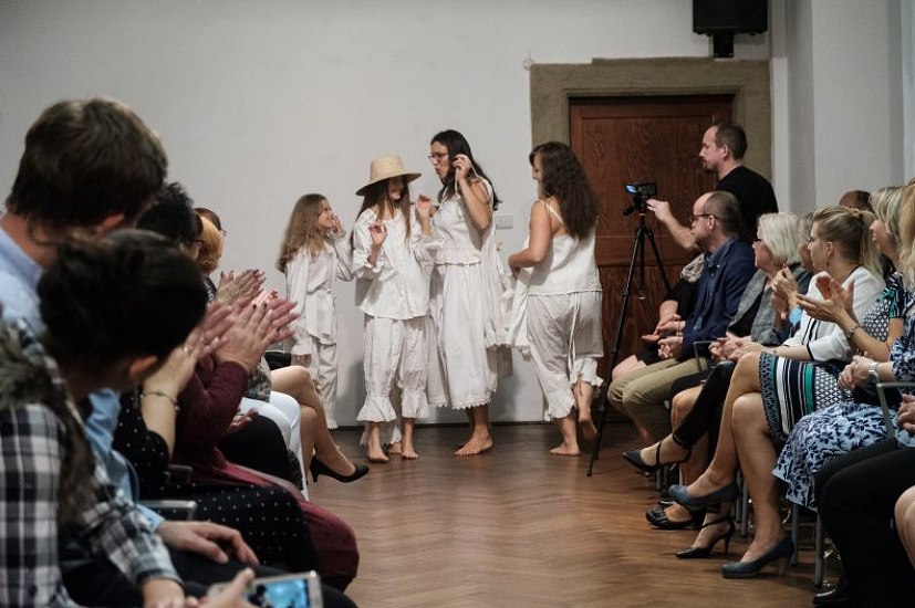 20181104163509-6791b593-me