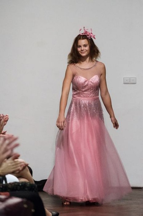 20181104170247-664216c4-me