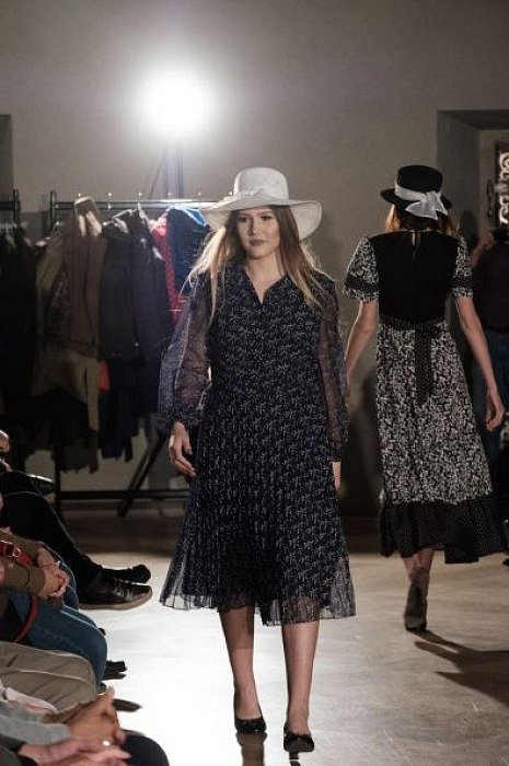 20181114191709-9fa7ebba-me