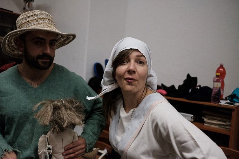 20181104145543-5b40cbbd-me