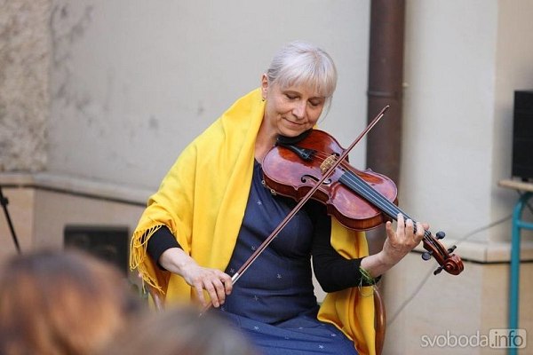 20170629232230-d924117f-me