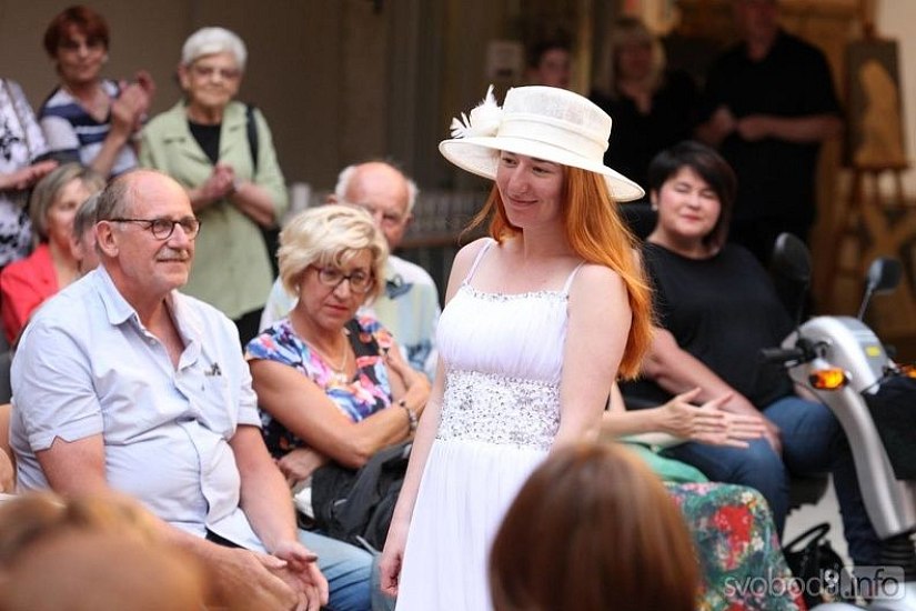 20170629231646-759ca376-me