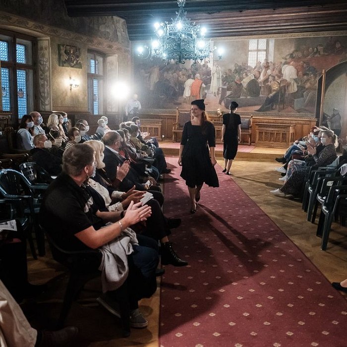 20201007005955-110f237b-la