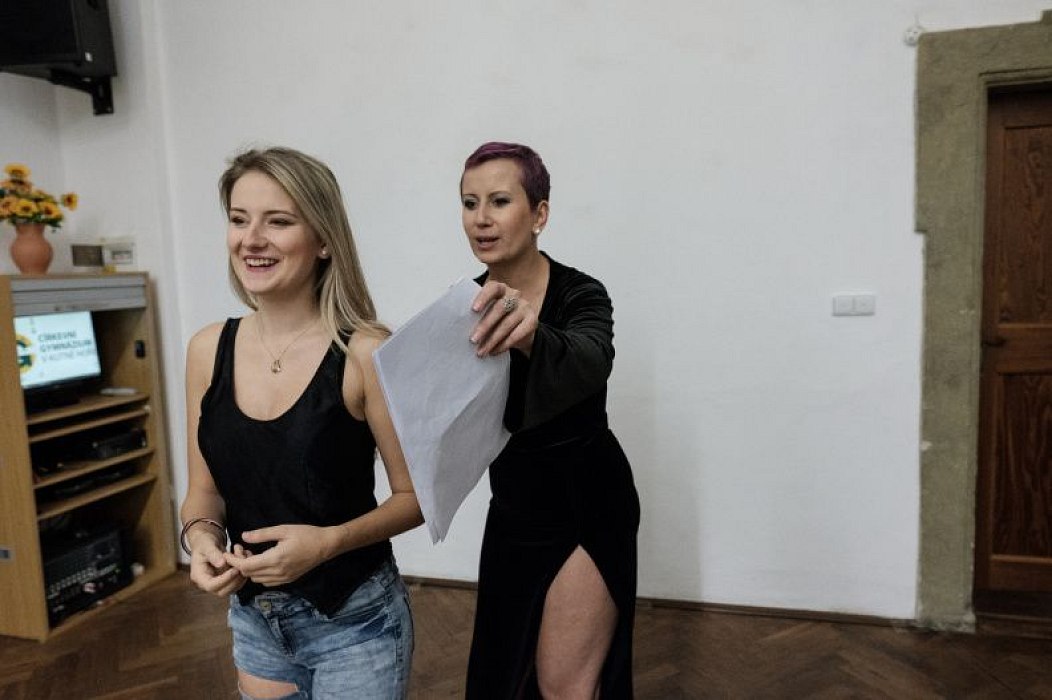 20181104145222-965eb5bb-me