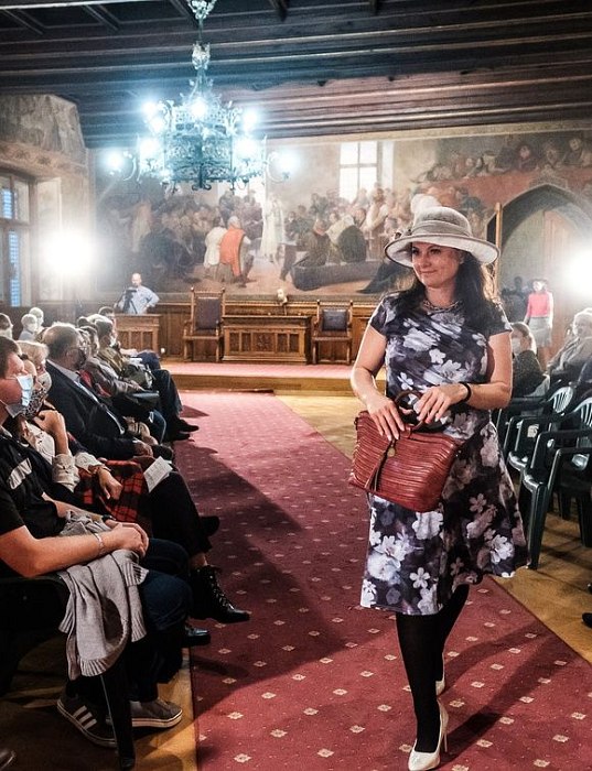 20201007132153-7eaa4af7-la