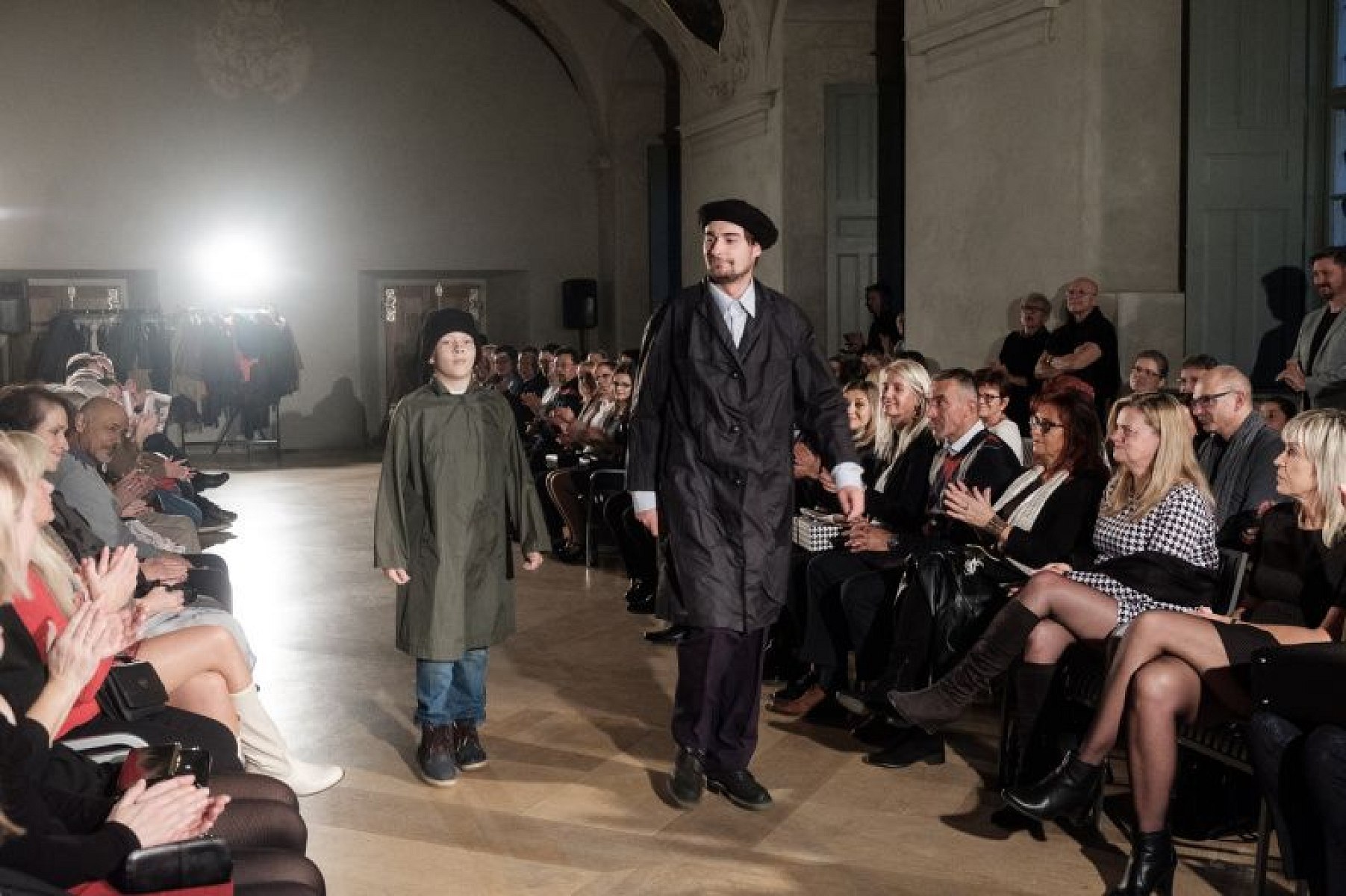 20181104195407-2d603ec3-me