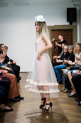 20191107210639-34f75960-la