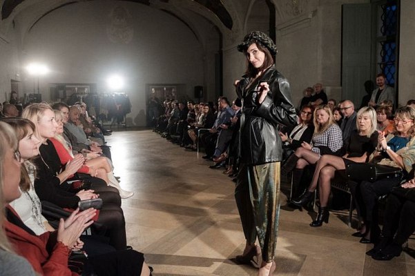 20181114191729-f7683b90-me