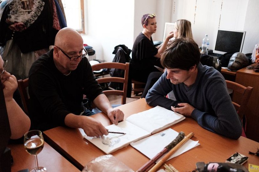 20181104145623-e133670b-me