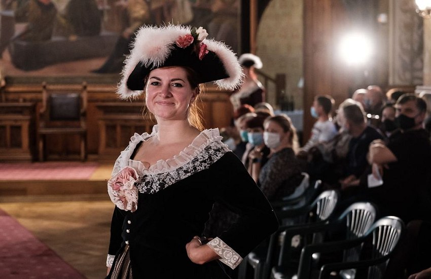 20201007005732-6dfff07f-la