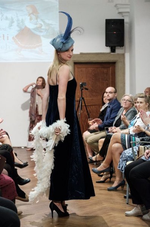 20181104165620-eb72c27b-me