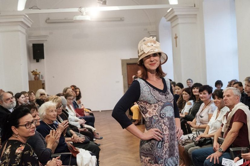 20181104175113-a71a8ab8-me