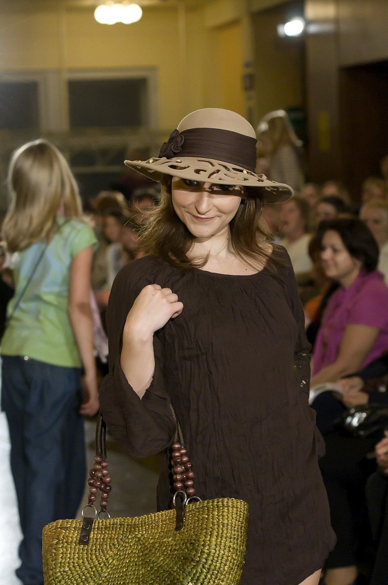 20101009-274-meluzina-m