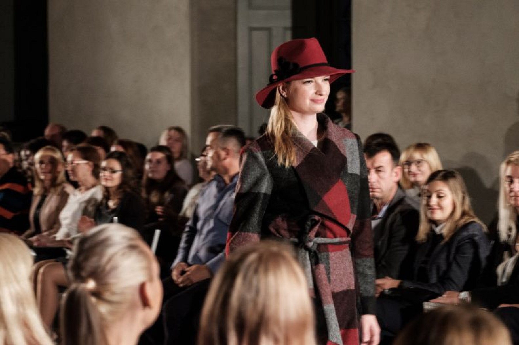 20181104200112-f7c8fcea-me