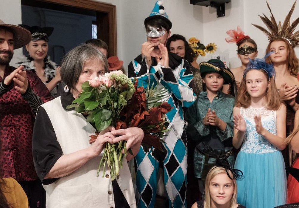 20181104184613-ccd25cde-me