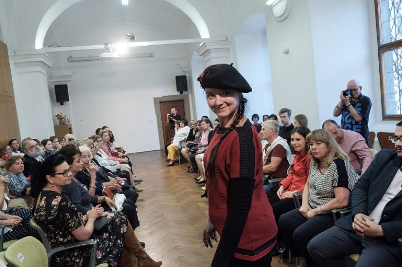 20181104180635-ceda84cf-me