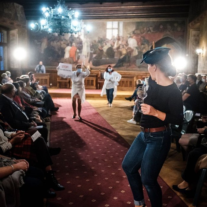 20201007132109-35c5c4dc-la