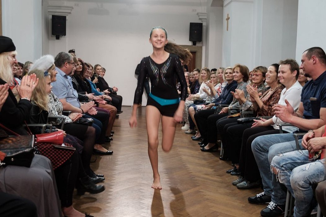 20191107205739-e28cddab-la