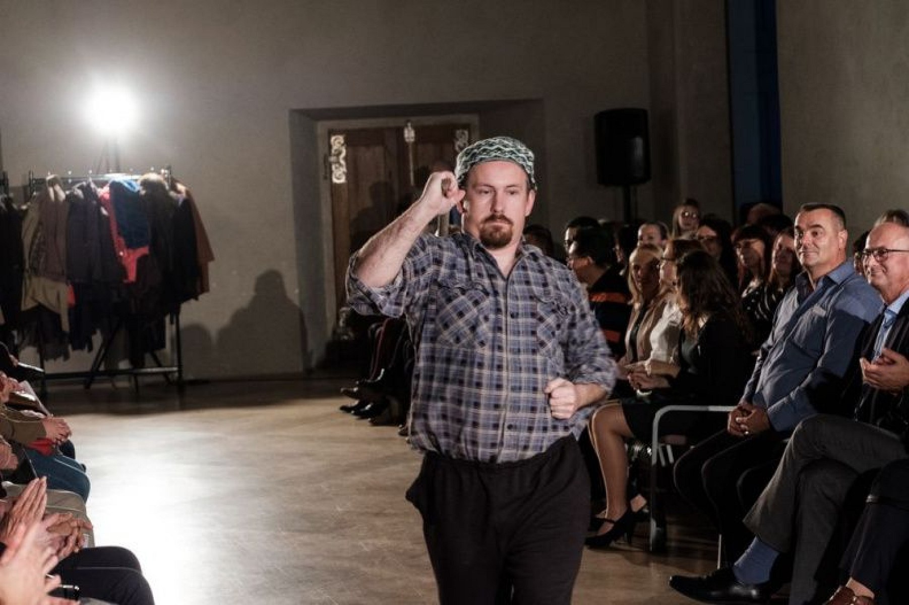 20181114191433-d3e2f65f-me