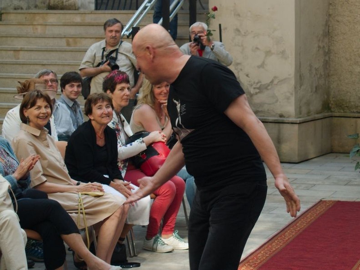 20170629215718-950053b8-me