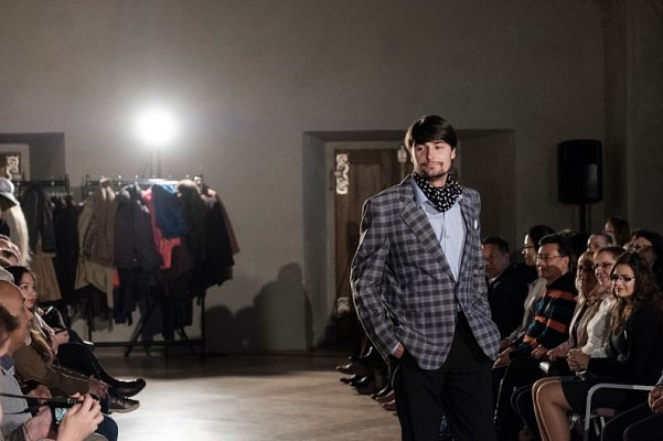 20181104193712-641c3815-me