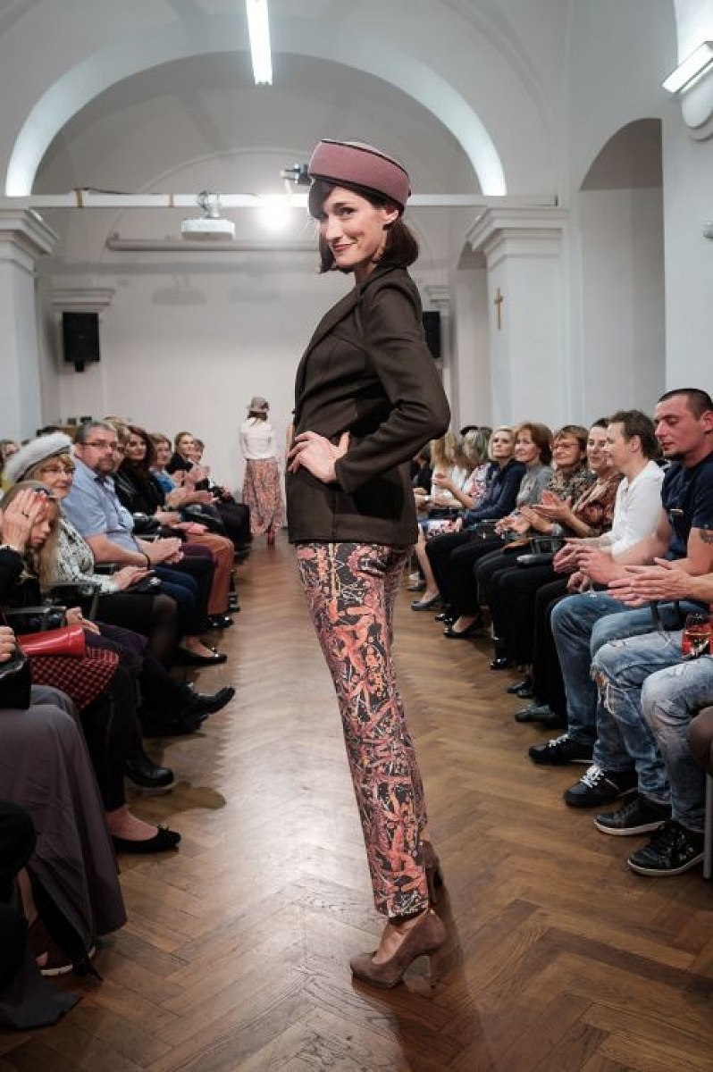 20191107211841-008c4703-la