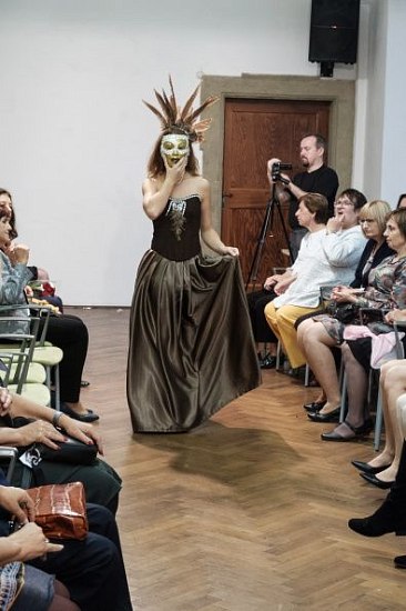 20181104184031-3554efdf-me