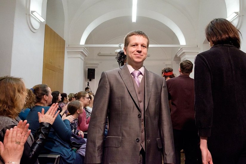 20170401175613-00285190-la