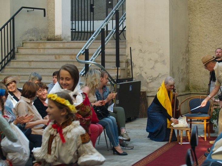 20170629232627-ccba63ce-me