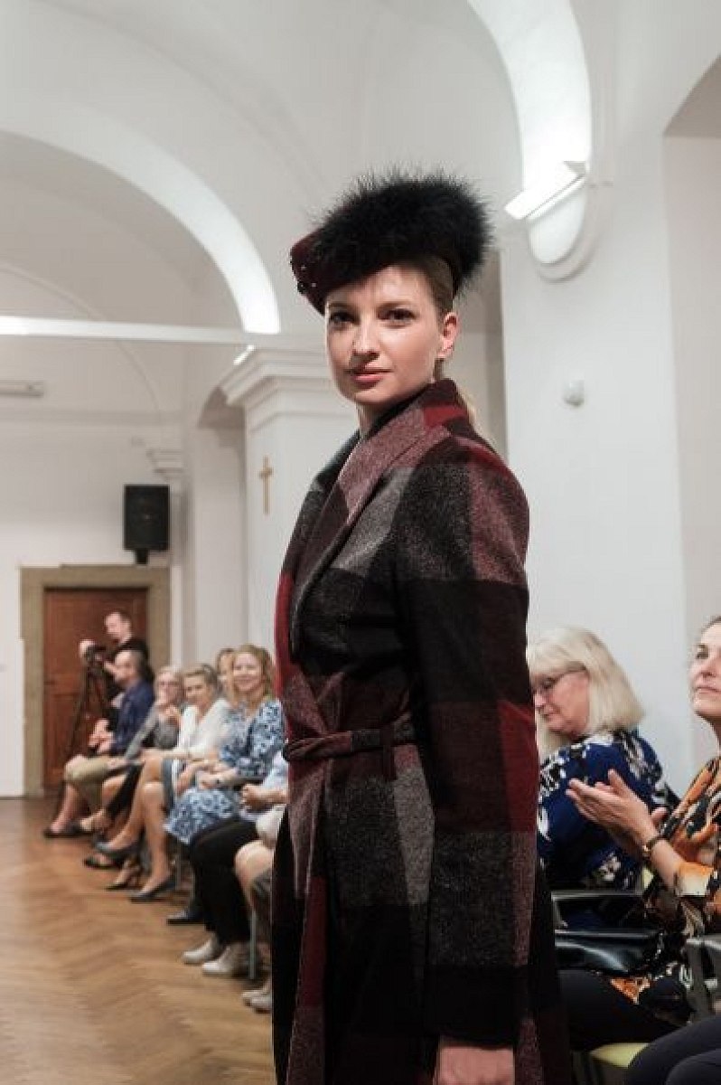 20181104163736-7b4b30dd-me