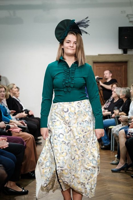 20191107210924-6428ba17-la