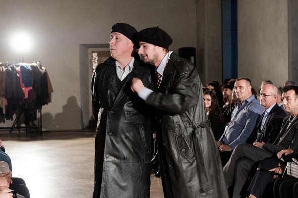 20181104194904-23b3f162-me