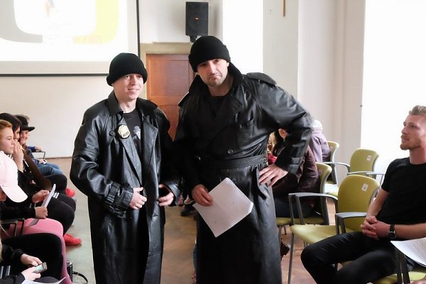 20170401163904-3b78c1ff-me