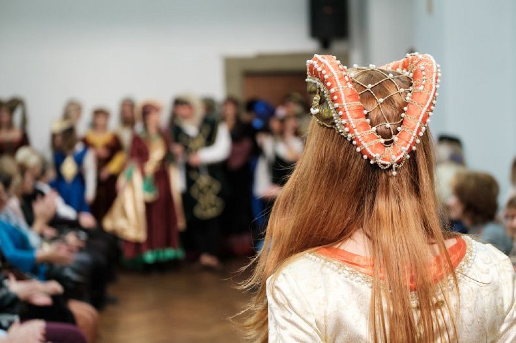 20191107215220-bfc9ae94-me