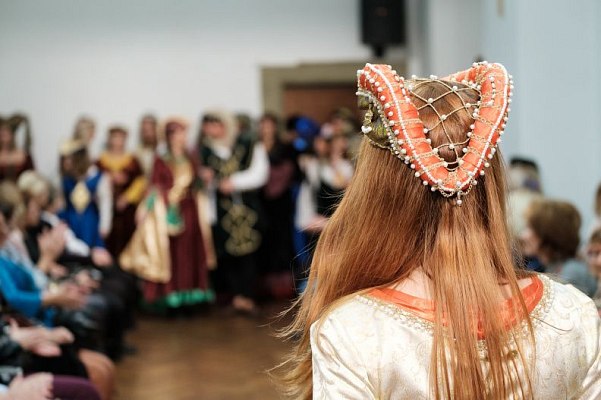 20191107215220-bfc9ae94-me