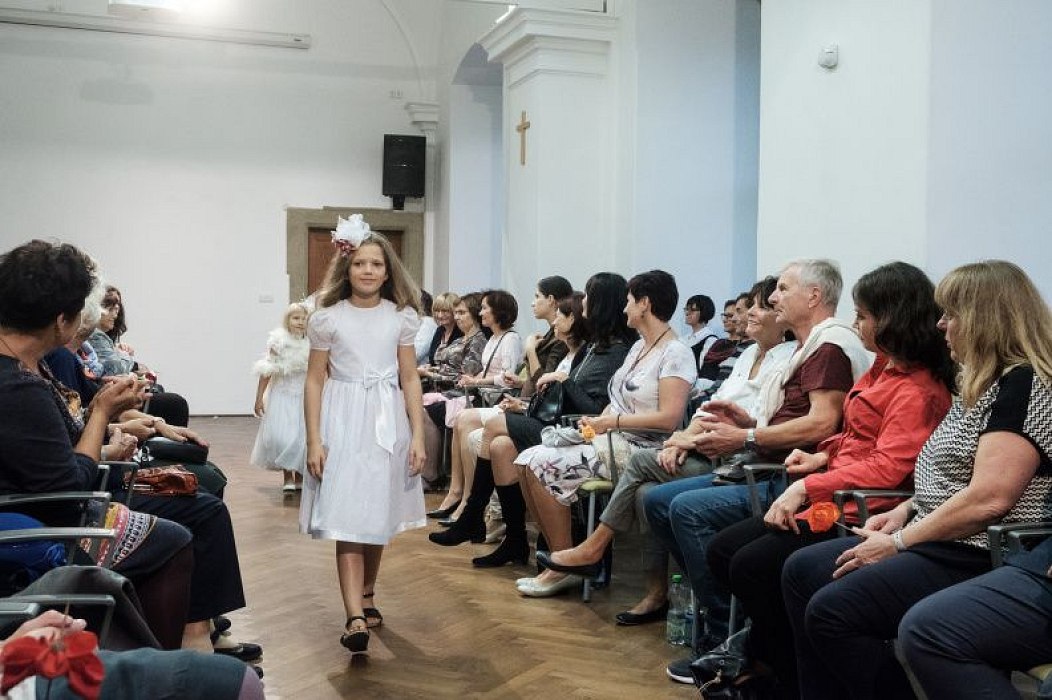 20181104184112-1f39b351-me