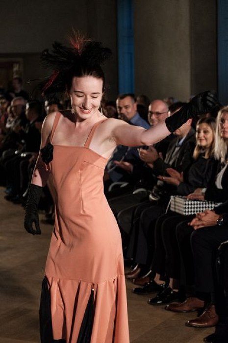 20181104193153-fbb16a3e-me