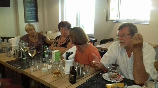 20180528230623-6b2c631e-la